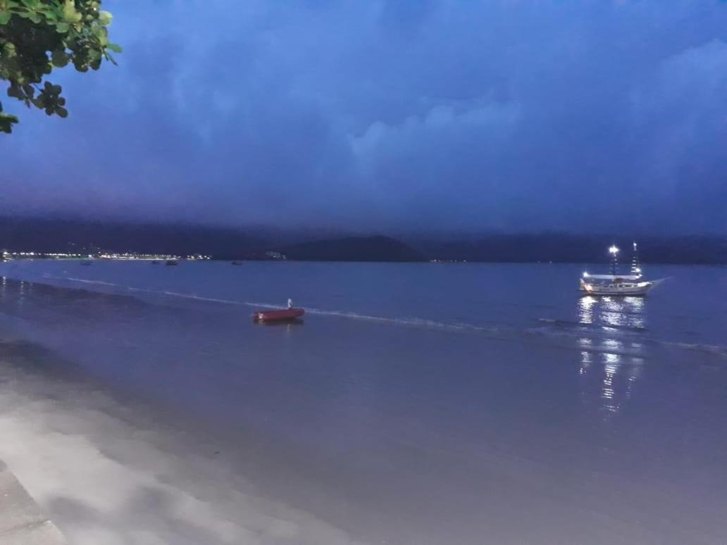 Wembley Beach Apto Duplo 703 E 702 Ubatuba Exteriör bild